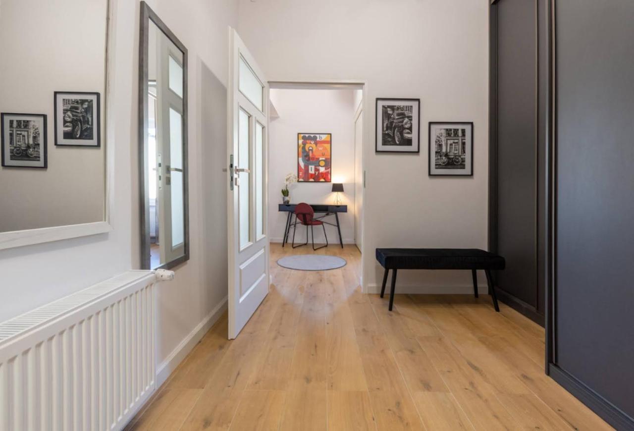 Apartamenty Ktw カトヴィツェ エクステリア 写真