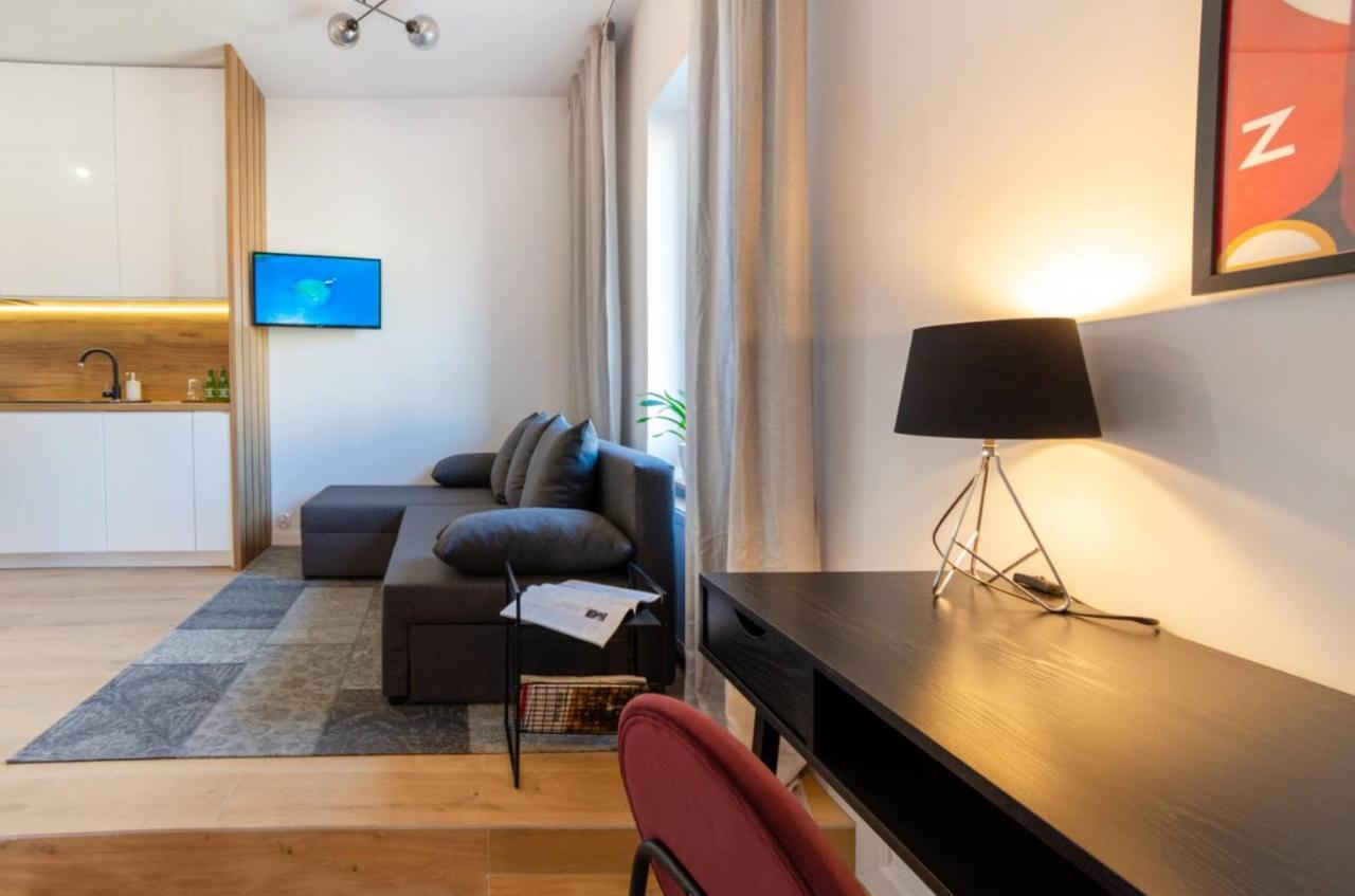 Apartamenty Ktw カトヴィツェ エクステリア 写真