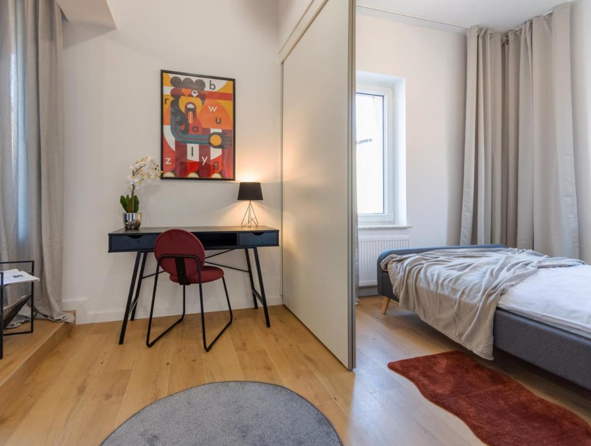 Apartamenty Ktw カトヴィツェ エクステリア 写真