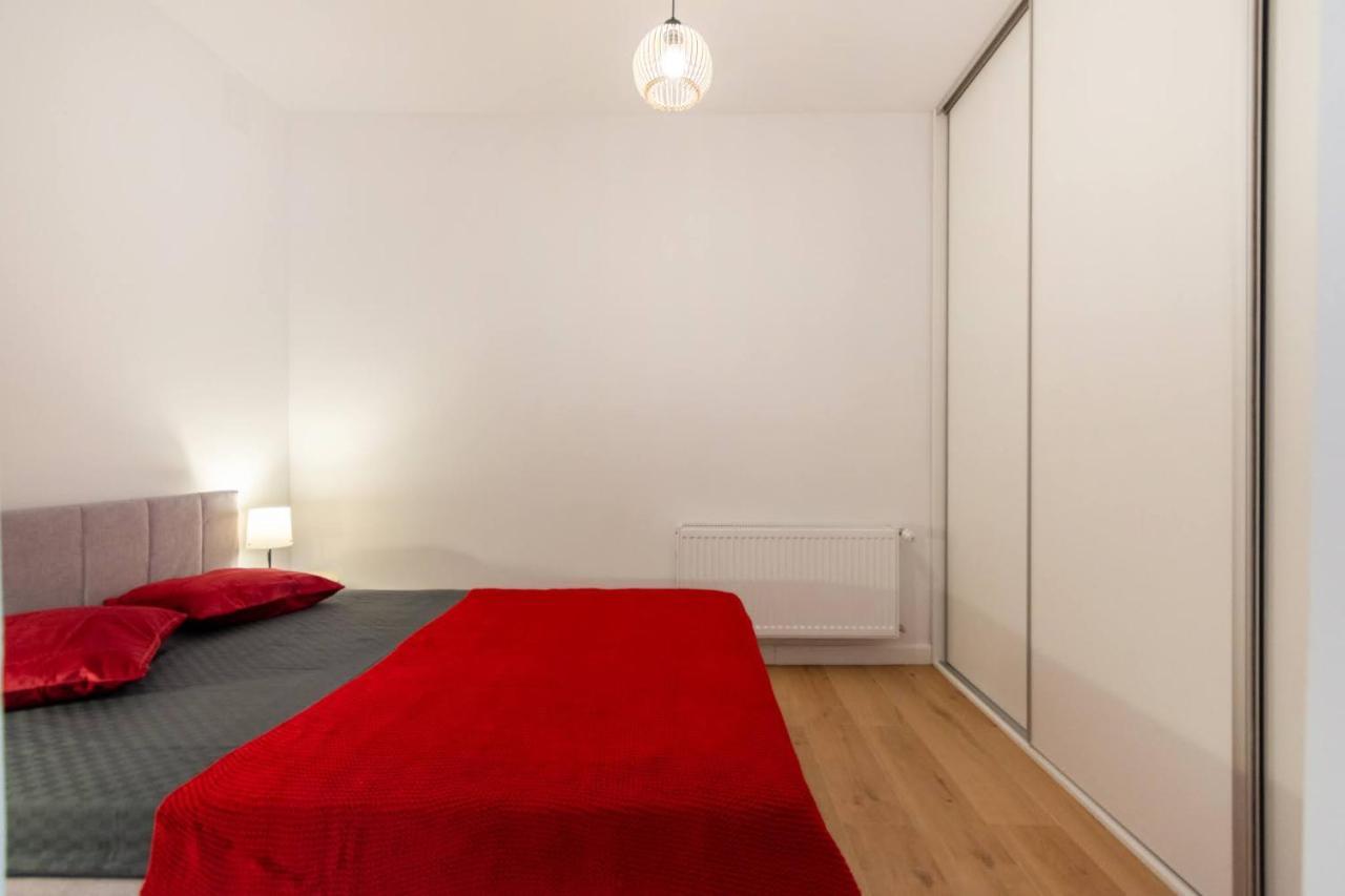 Apartamenty Ktw カトヴィツェ エクステリア 写真